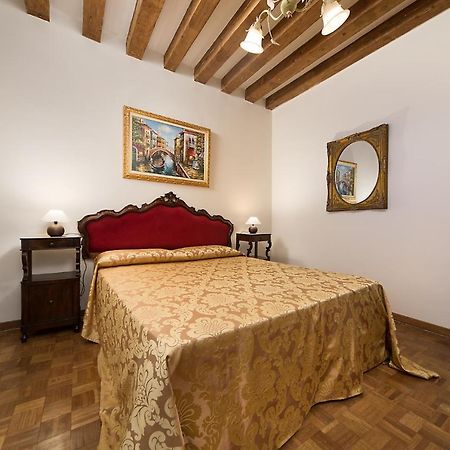 At 2 Minutes From San Marco Square Apartment Veneţia Exterior foto